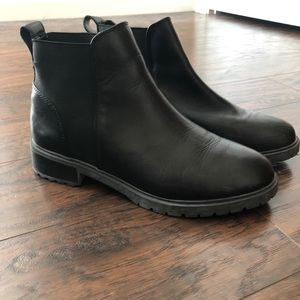 Steve Madden Chelsea Boots